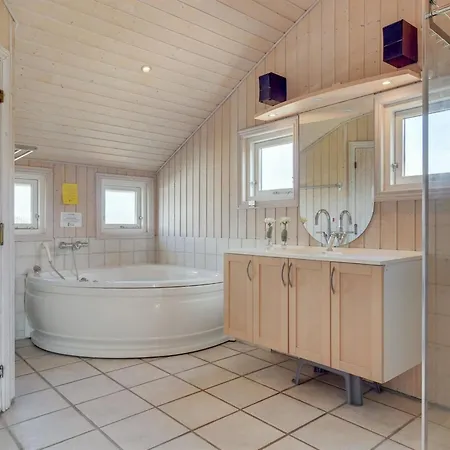 Ferienhaus Hermandine - 700m From The Sea By Interhome *