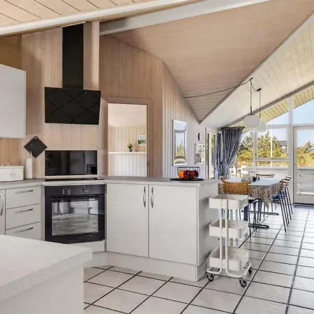Hermandine - 700m From The Sea By Interhome * Lakolk