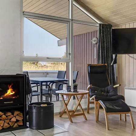 Hermandine - 700m From The Sea By Interhome Lakolk