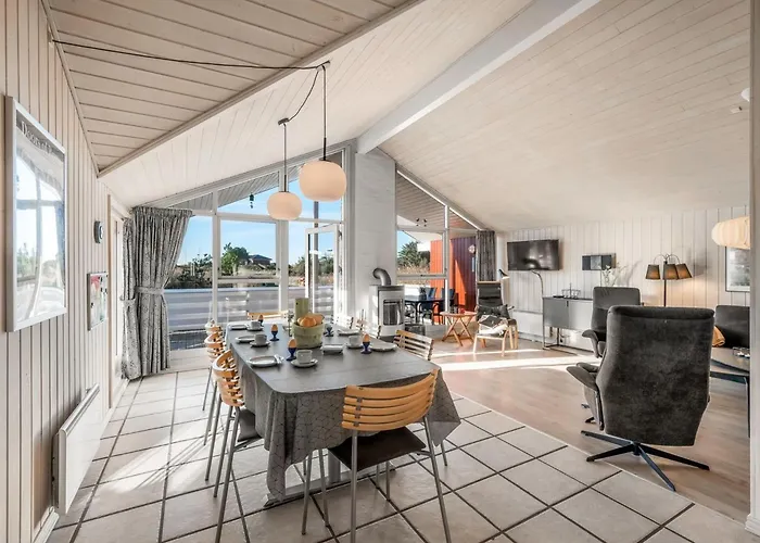 Hermandine - 700m From The Sea By Interhome